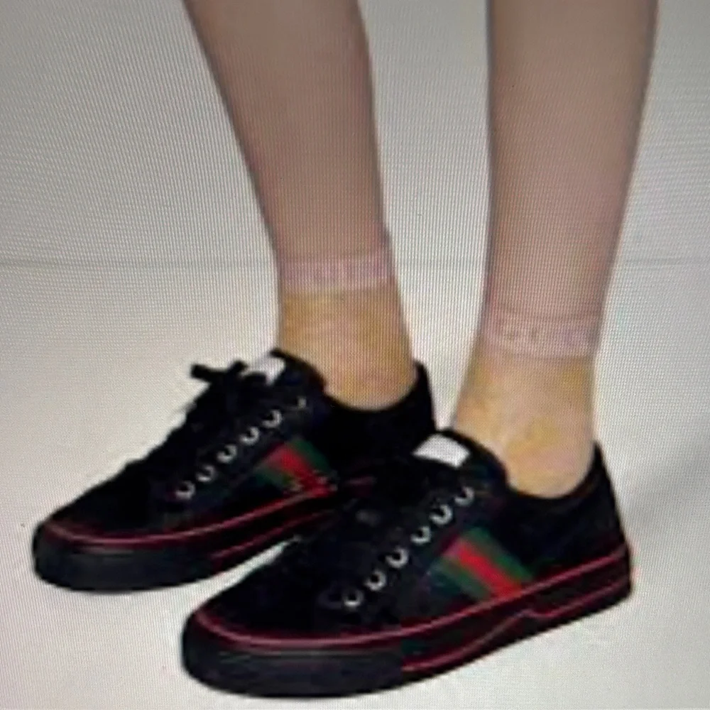 Gucci Sneakers (Repost)